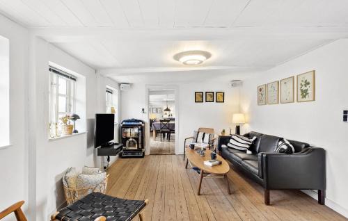 Rudkobing House | Olivia's Hus