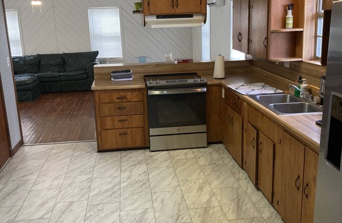 Port Lavaca House | Olivia Texas, quiet, tranquil location beautiful vies of Keller Bay.