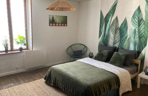 Bogny-sur-Meuse House | Olivine , Chaleureuse & cocooning