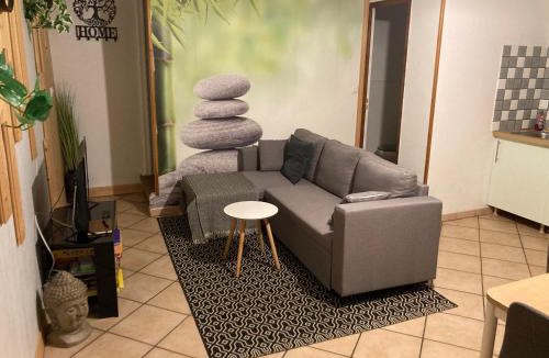 Bogny-sur-Meuse House | Olivine , Chaleureuse & cocooning