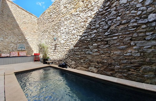 Olonzac House | Olonzac Escape: Pool & Charm