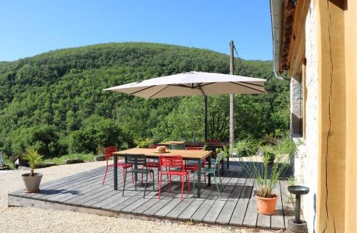 Espagnac-Sainte-Eulalie Bed & Breakfast | Oltarcie - Maison d'hôte avec piscine