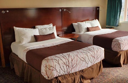 Aberdeen Hotel | Olympic Inn & Suites