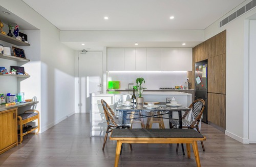 Lidcombe Apartment | Olympic Park/Excellent view/2Br/By Train/Shopping