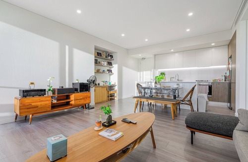 Lidcombe Apartment | Olympic Park/Excellent view/2Br/By Train/Shopping