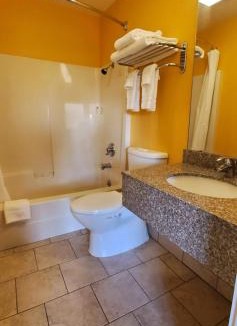 Sequim Hotel | Olympic View Inn