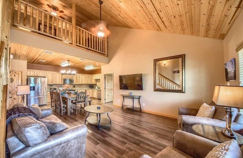 Gruene Apartment | OM A6A8 Gruene Road Hideaway at Old Mills Resort