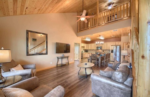 Gruene Apartment | OM A6A8 Gruene Road Hideaway at Old Mills Resort