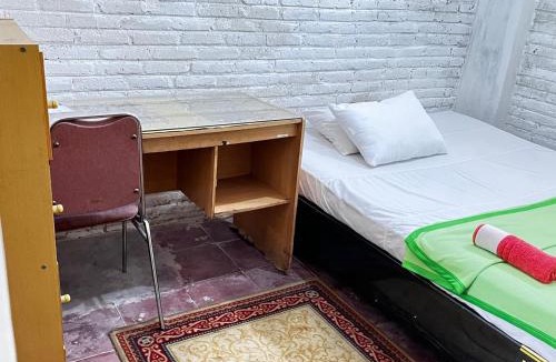 Ngaglik House | Omah CitraGenia Homestay