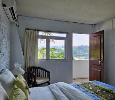 Depok House | Omah Kenangan at Seven Trumpets Resort