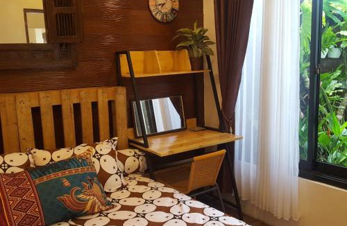 Dinoyo Villa | OMAH LUMUT Malang, Best Family Villa 3 Bedrooms Free Pool Kolam Renang