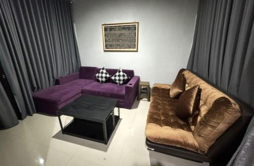 Bangunjiwo House | Omah Putih Homestay Jogja