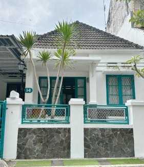 Depok Villa | Omah Toska Homestay Jogja