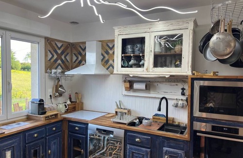 Saint-Laurent-sur-Mer House | Omaha Heights