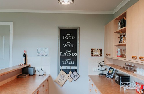 Blampied House | Omas retreat.Romantic Getaway