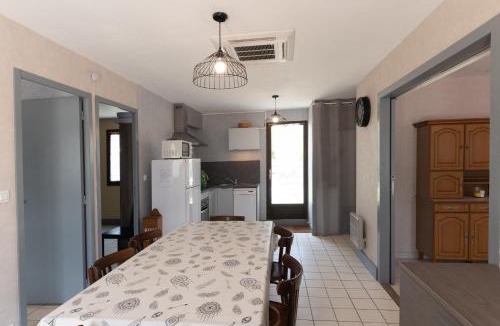 Ruoms House | Ombre d'été