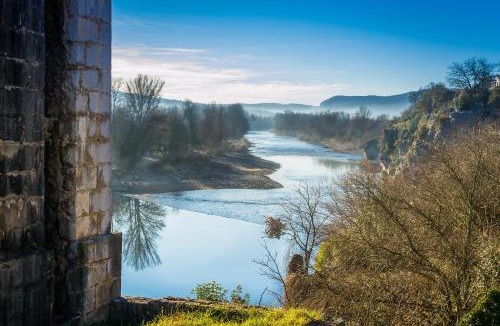 Ruoms House | Ombre d'été