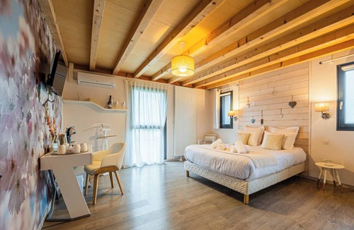 Laubressel House | Ome Sweet Home