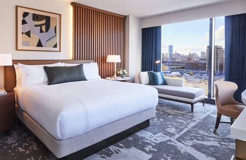 Seaport District Hotel | Omni Boston Hotel at the Seaport