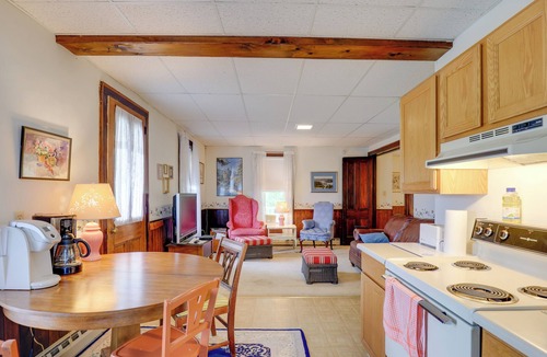 Millerton Apartment | On 12-Acre Lot: Lawrenceville Apt w/Lake View