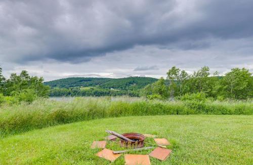 Millerton Apartment | On 12-Acre Lot: Lawrenceville Apt w/Lake View