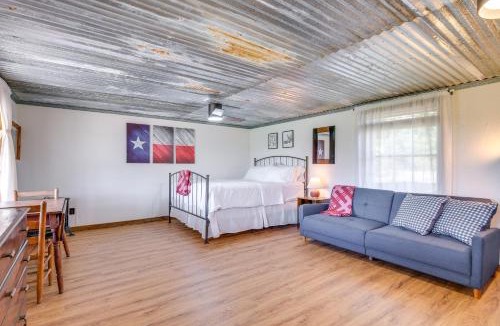 Carmine Apartment | On 60-Acre Farm w/Pond: Charming Carmine Studio!