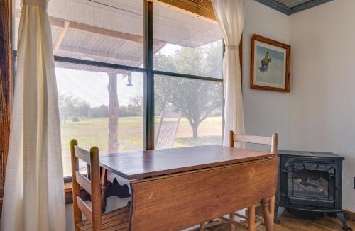 Carmine Apartment | On 60-Acre Farm w/Pond: Charming Carmine Studio!