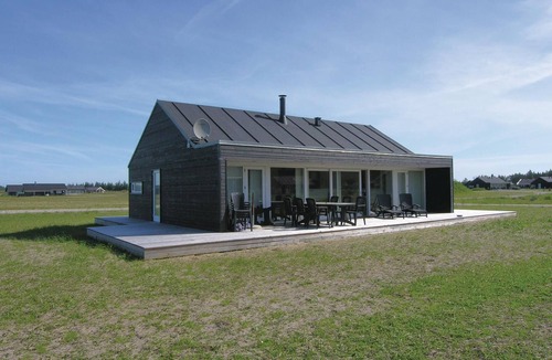 Tranum House | On a large natural plot in a newly parceled cottage area lies this luxury house.