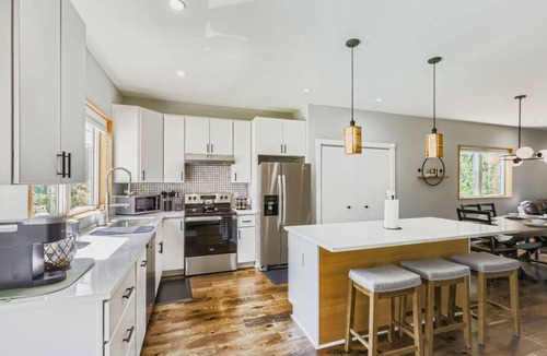 Durham House | On Cloud Durham + 2BR w/Rooftop Deck