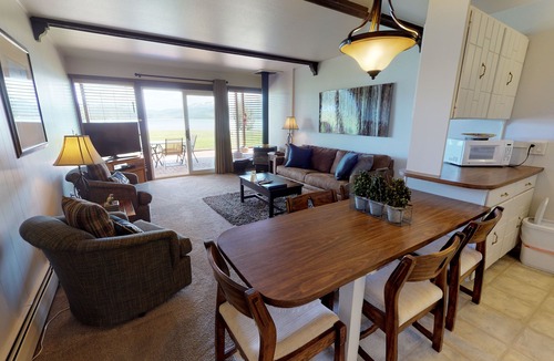 Dillon Condo | On Lake! Ground Floor, Views, Hot Tub. Walk to Marina, Concerts, Dining