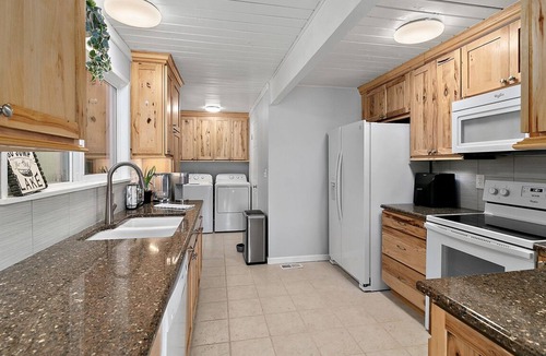 West Hills House | On Lake Time Bungalow