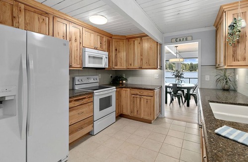 West Hills House | On Lake Time Bungalow