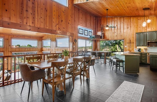 Briarcliff House | On Lake Travis Sleeps 12-16