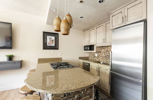 Downtown Park City Condo | On Main Street-Walk to Lift-Rooftop Deck-Views