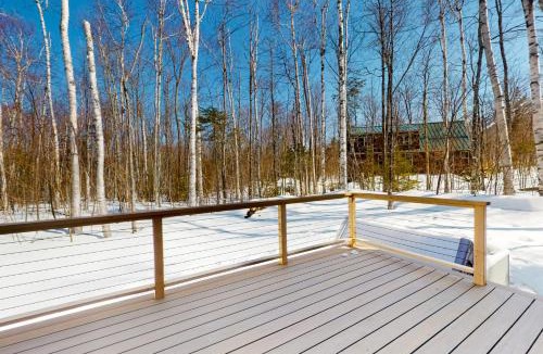 Carrabassett Valley House | On Mountain Time
