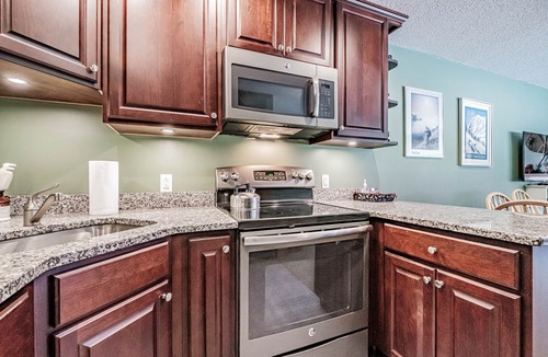 Sunday River Area Condo | On Mountain two bedroom unit sleeping 8