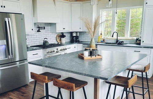 Carrabassett Valley Ski Chalet | On Mountain New Construction 4 bed 3 bath Chalet