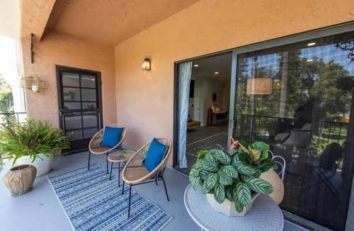 Coronado Apartment | On Orange Ave - With Pool - Across From Park