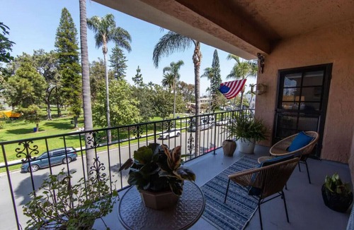 Coronado Apartment | On Orange Ave - With Pool - Across From Park