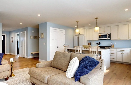 Old Orchard Beach House | On Par for the Beach