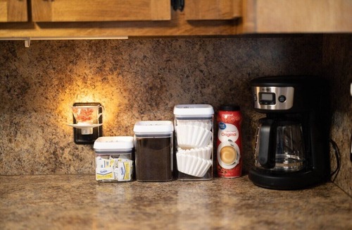 Columbus House | On Park house! 9 miles to base!