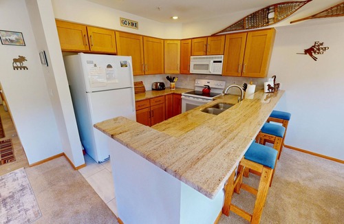 Mountain House Condo | On River Trail! Walk to Festivals, Dining, Activities, Shops. 2 Hot Tubs!