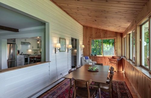 Barnard House | On Silver Lake Close To Woodstock