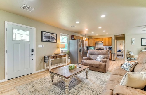 Ketchum House | On-Site Lake Access: Pet-Friendly Vinita Home