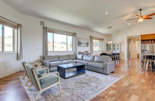 Pilot Hill House | On-Site Vineyard: Gem on 10 Acres in Pilot Hill!