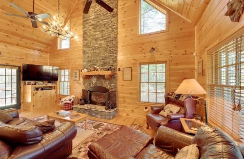 Ennice House | On-Site Waterfall! Cabin Near Blue Ridge Pkwy