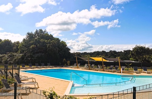 Bourgenay House | On starboard team - heated pools