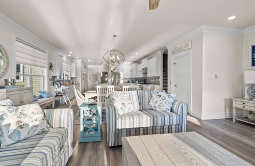 Anglesea Condo | On the Bay, A+ Views! High-End 5BR w/Elevator