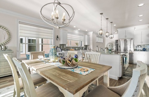Anglesea Condo | On the Bay, A+ Views! High-End 5BR w/Elevator