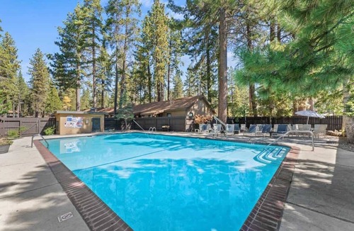 Tahoe Vista Cabin | "On the Beach" Cabin Perfect for 2! Lake Front!